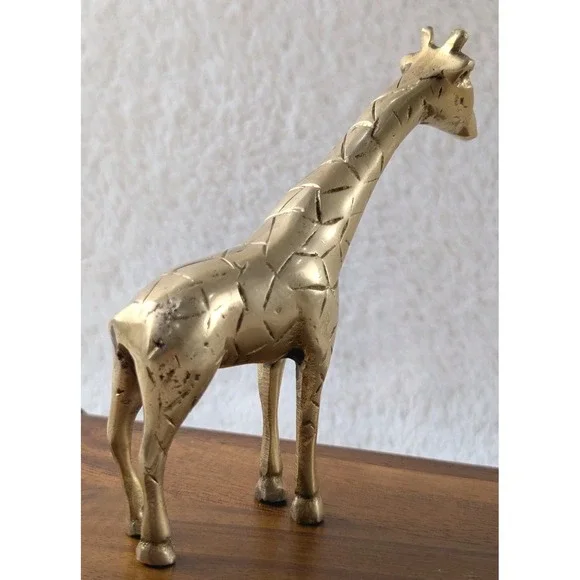 Vintage Solid Brass Giraffe Figurine Etched Safari Animal Decor 5.5" - Picture 5 of 7
